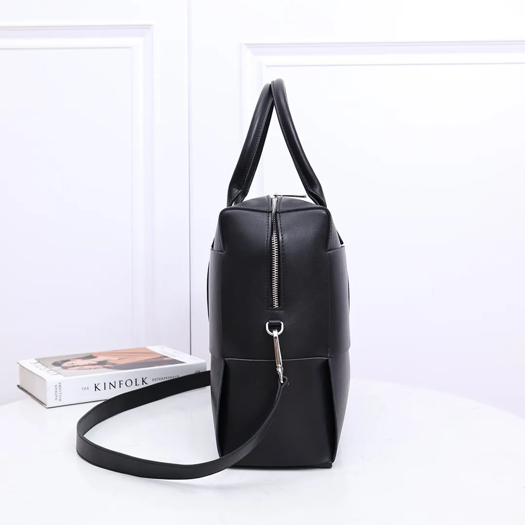 All categories 💚 Top version men’s bags 💚 BV 2025 official website new BV briefcase